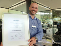 Auszeichnung für unseren Peugeot-Verkaufsberater