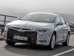 Erlkönig unterwegs: Der neue Opel Insignia Grand Sport