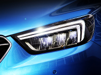 Neue AFL-LED-Scheinwerfer im Opel Zafira und Mokka X