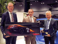 Thüllen-Autohaus in Kempen offiziell eröffnet